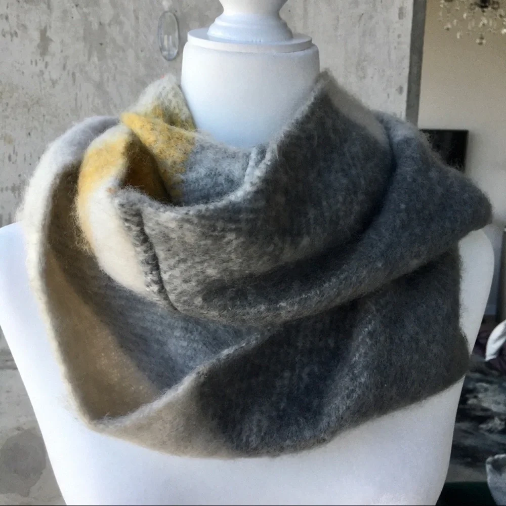James Pringle Weavers Scarf